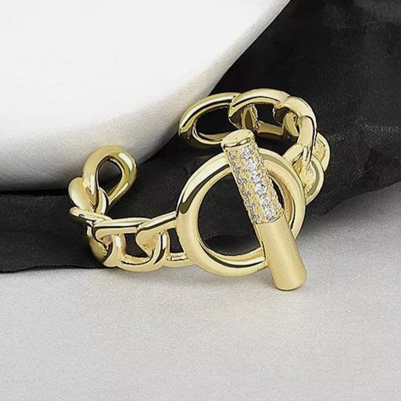 18K Gold Plated Toggle Clasp Rings - Picture 1 of 4